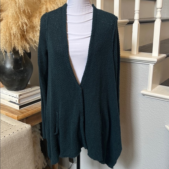 Free People Handkerchief Hem Longline Cardigan Green Sweater Size Small - Picture 2 of 9